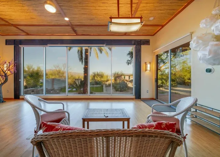 Unique Home, 3 Bedroom 1 Ba, Yoga, Peaceful *