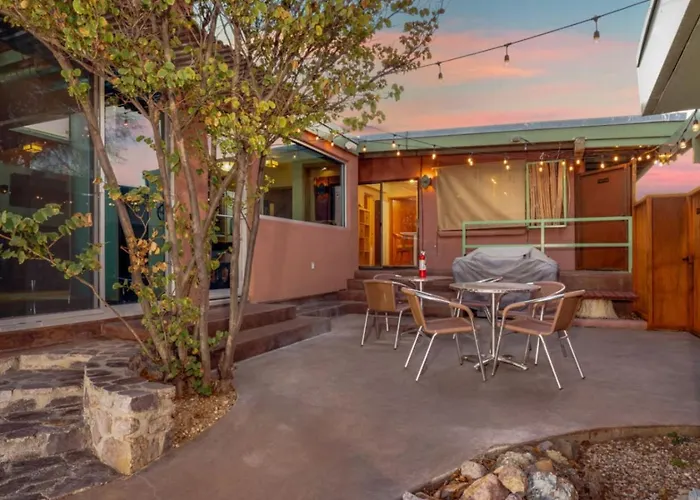 Unique Home, 3 Bedroom 1 Ba, Yoga, Peaceful Tucson